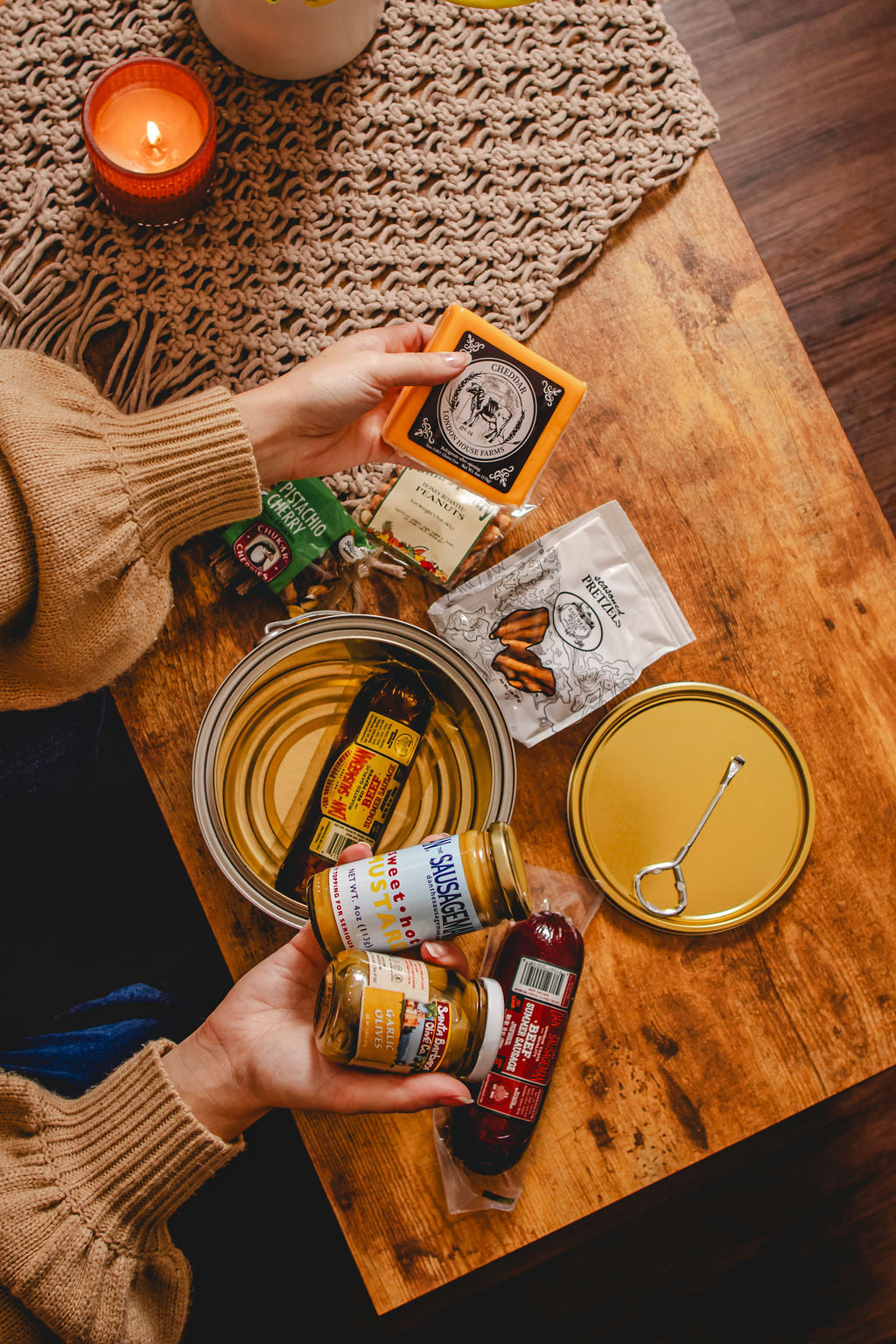 Signature Palate: Collector Edition Paint Can